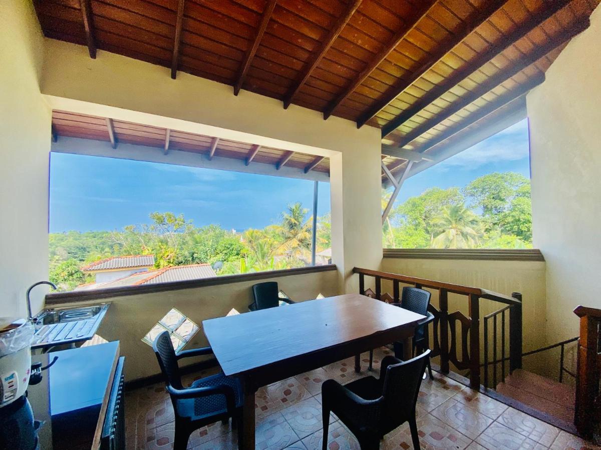 Hikka Paradise Guest House Hikkaduwa Exterior foto
